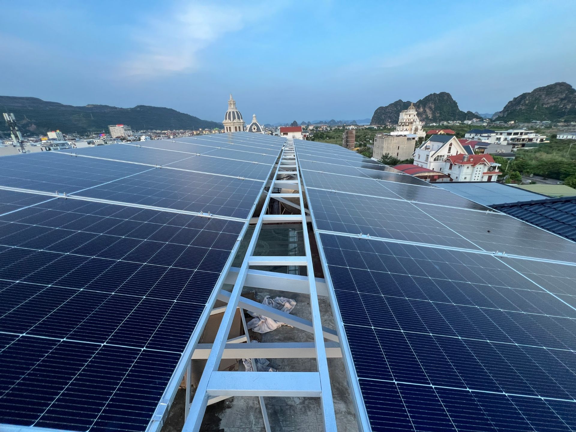 Hệ thống 15kwp - Phòng khám Y Khoa 4.0 -  Anh Chức Cẩm Phả, Quảng Ninh