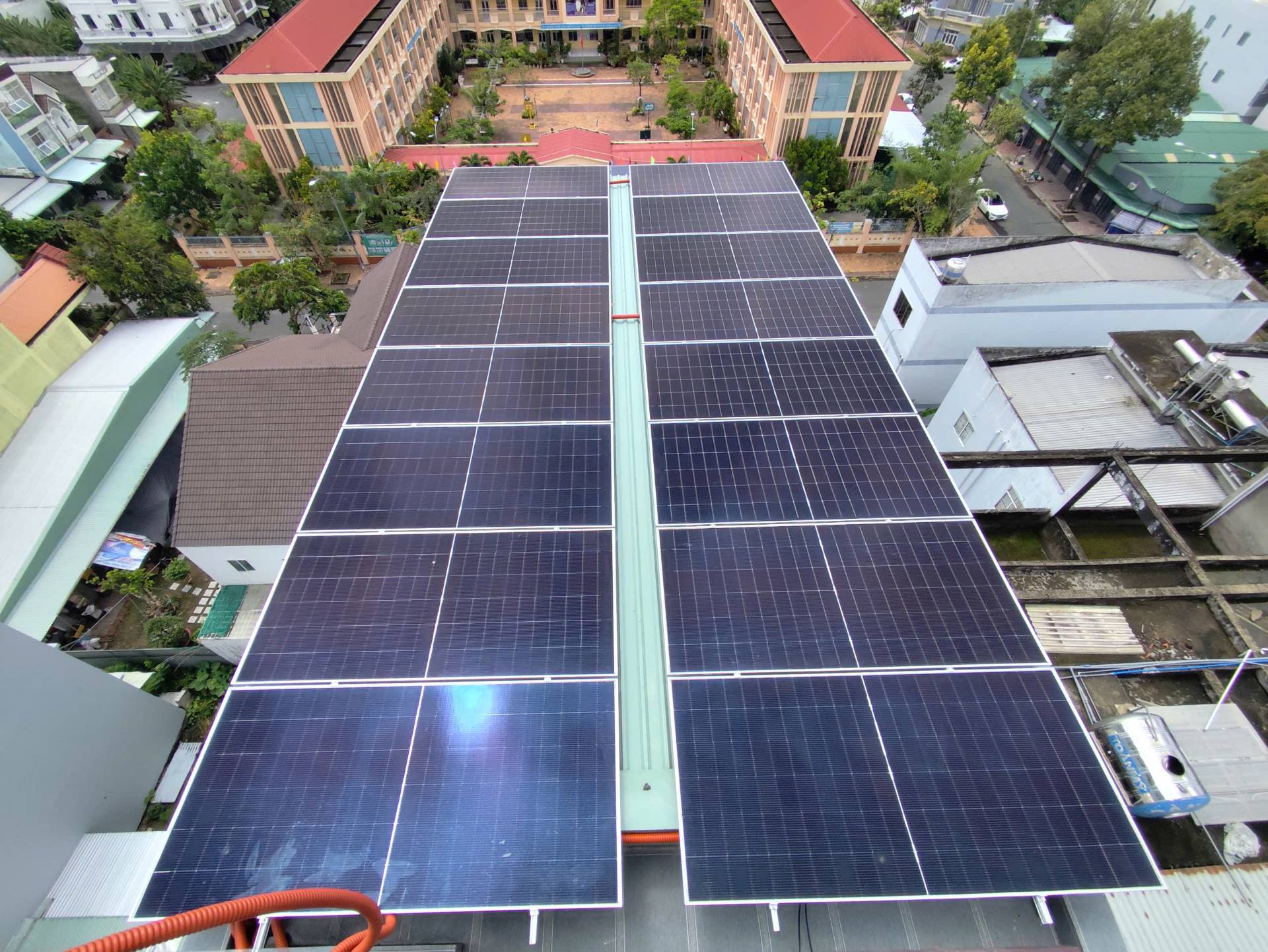 Hệ thống điện mặt trời Hybrid 16,12 kWp - Chú Võ Tấn Mười, Cần Thơ